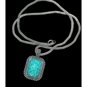 Funky Faceted Turquoise Tone Pendant Necklace